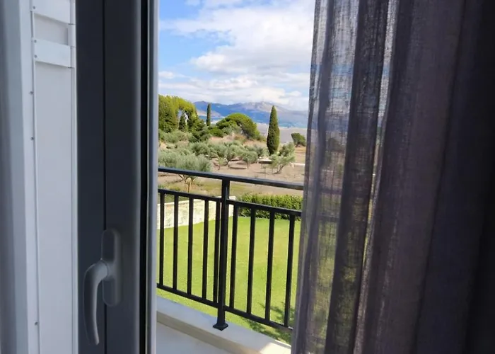 Alaia Gaia & Sky With Garden In Kefalonia Lejlighed *